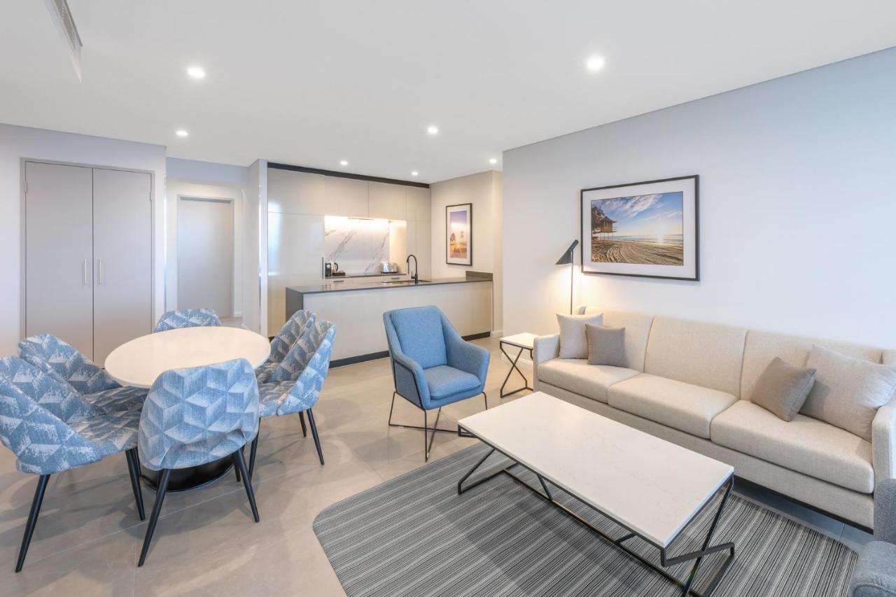 Meriton Suites Surfers Paradise Χρυσή Ακτή Εξωτερικό φωτογραφία A suite at the hotel